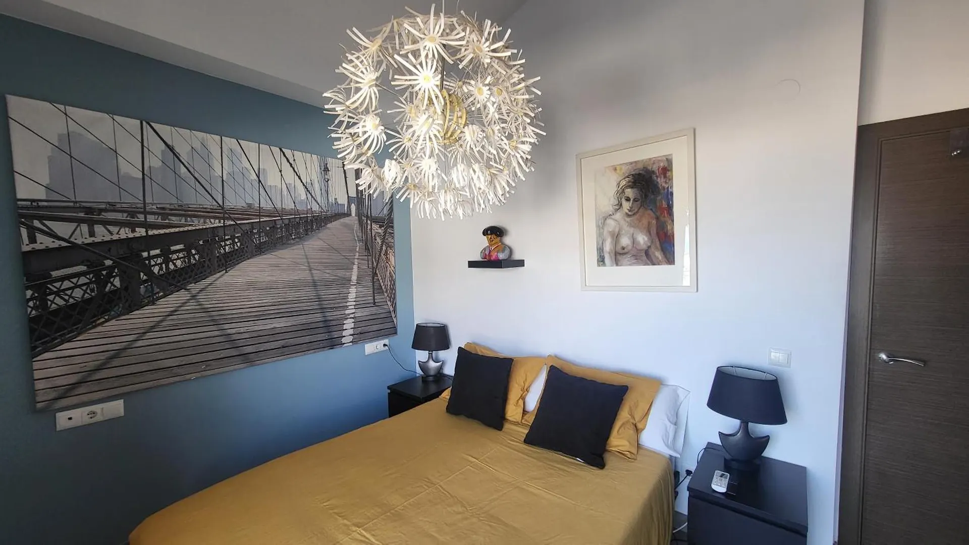 Old Town Nerja, Stunning Sea Views Apartman